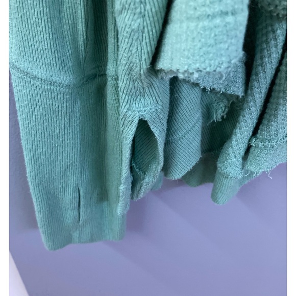 Urban Outfitter Seaform Green Long Sleeve Top - Picture 3 of 7